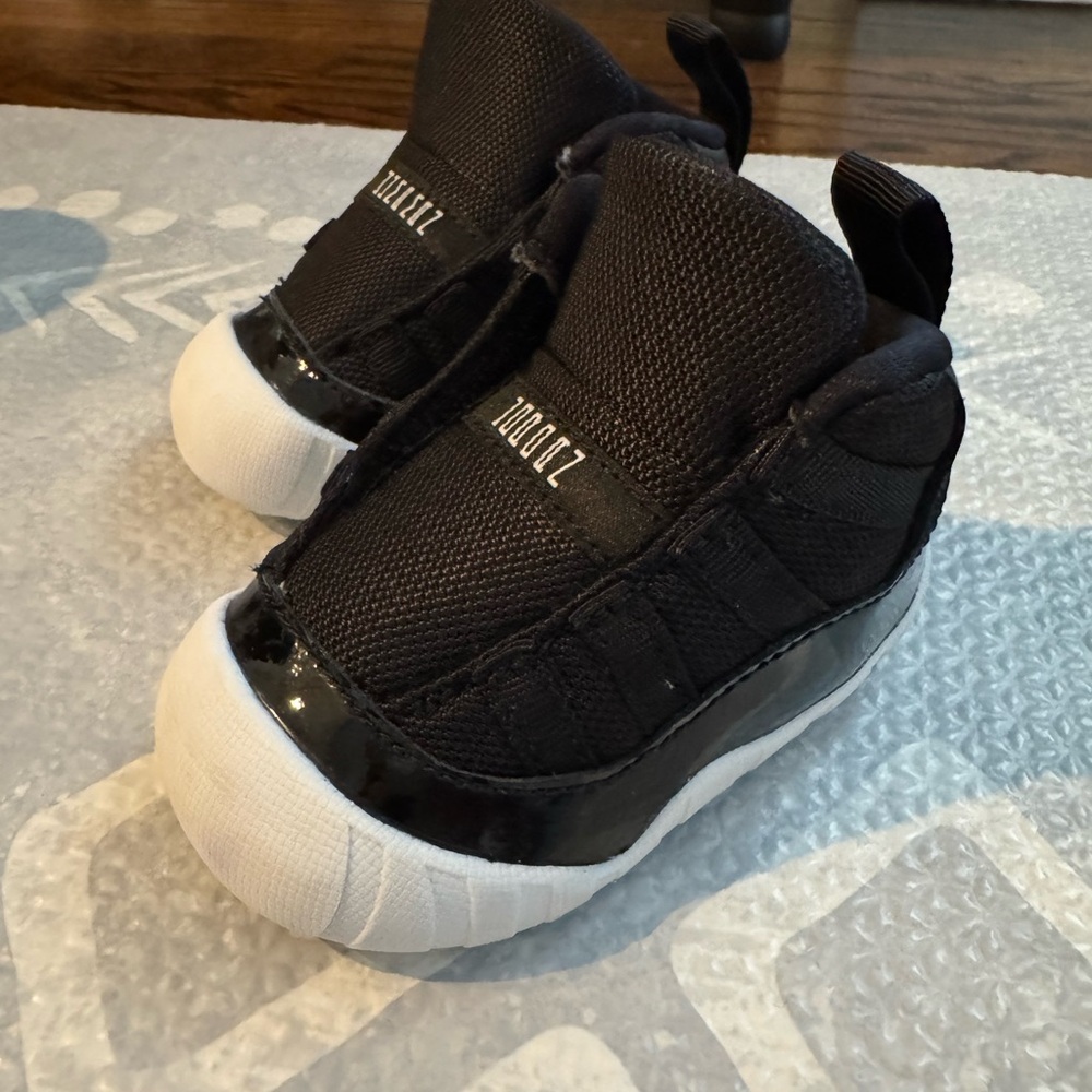 JORDAN 11 CRIB BOOTIE (INFANT)